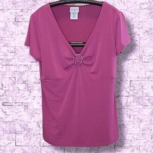 Jaclyn Smith top